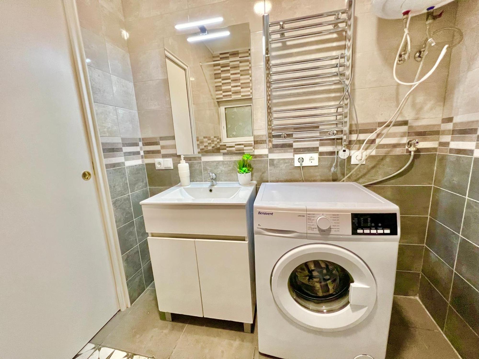 Cozy Suite Apartment, Wifi! Santa Coloma de Gramanet 외부 사진