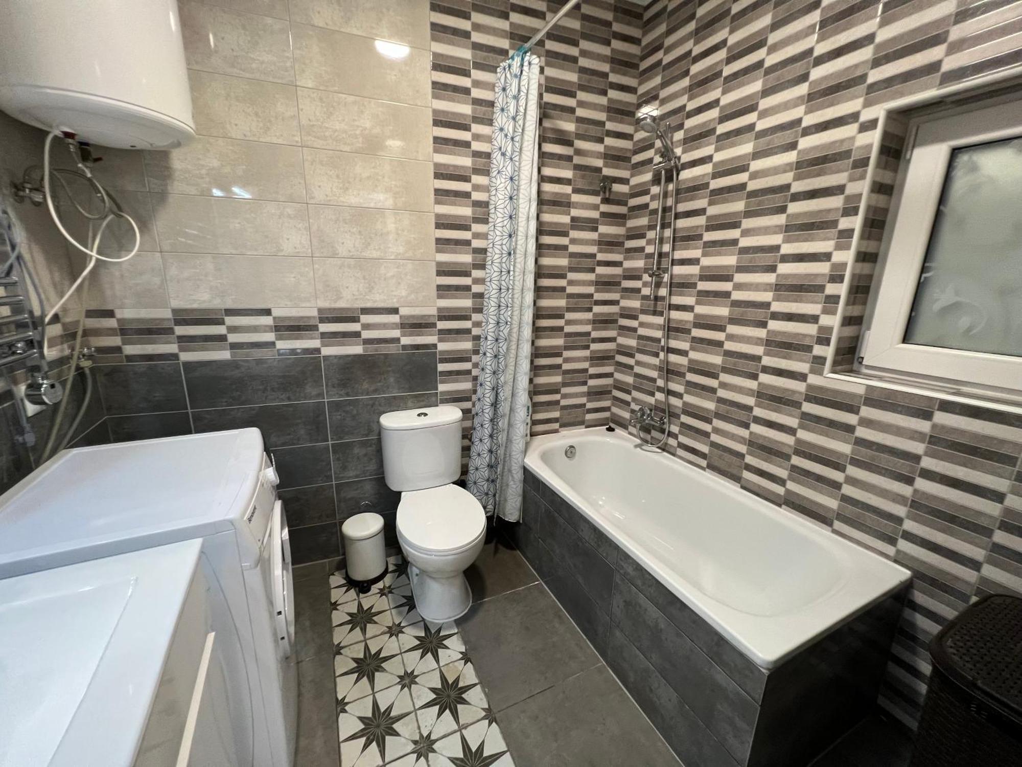 Cozy Suite Apartment, Wifi! Santa Coloma de Gramanet 외부 사진